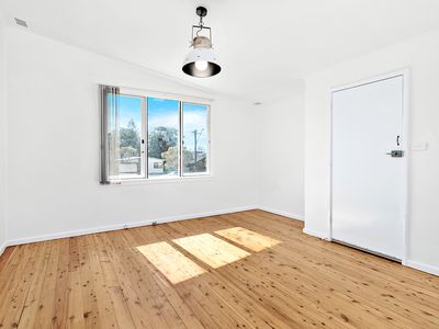 88 Bradman Avenue, Warilla