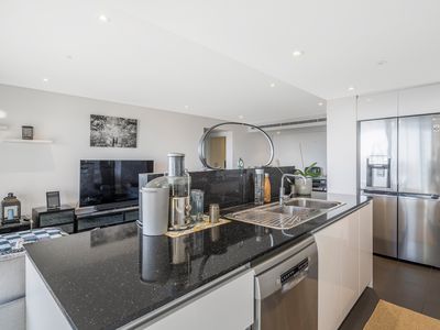 1603 / 96 Bow River Crescent, Burswood