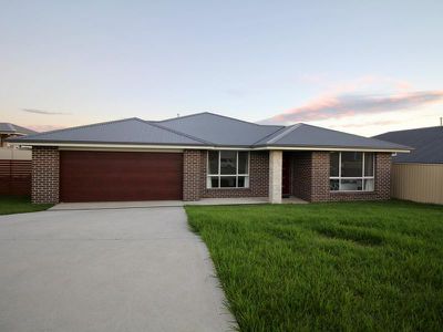 73 Graham Drive, Kelso