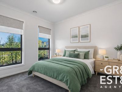 17 Chesney Rise, Officer