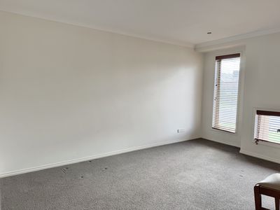 14 Brittle Street, Manor Lakes