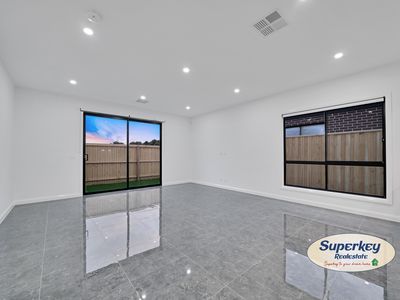 18 Aaron Road, Tarneit