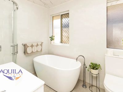 37 Bates Loop, Lockridge