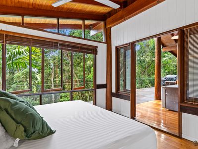 7 Barklya Close, Kamerunga