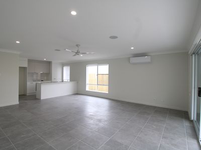 185 Greenview Ave, White Rock