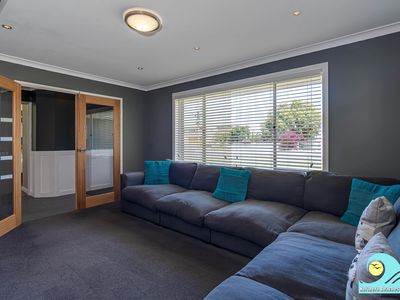 6 Compass Circle, Yanchep
