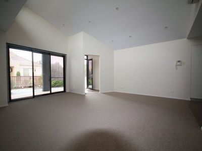 3 / 1 Moore Court, Wynyard