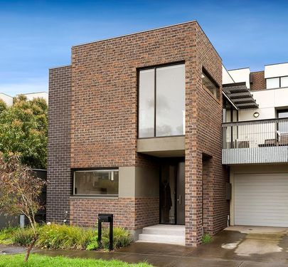 31 Hillsdale Avenue, Maribyrnong