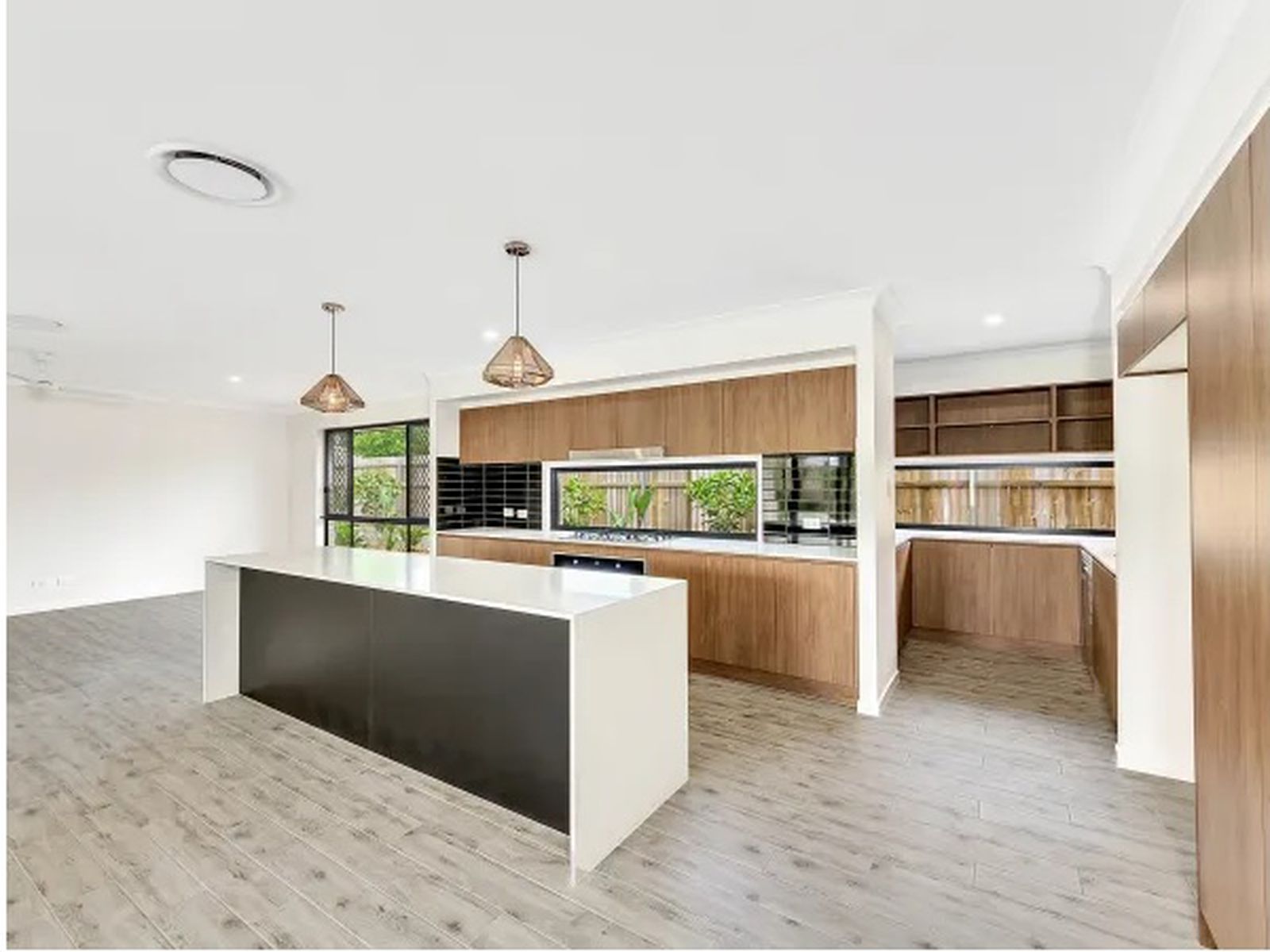 Live in or Invest! $1,078,000 Lux Pkg