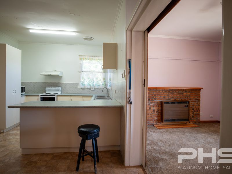 18 Meering Road, Quambatook
