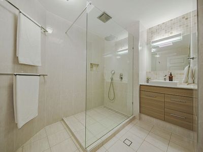 21/100 Meadowlands Road, Carina