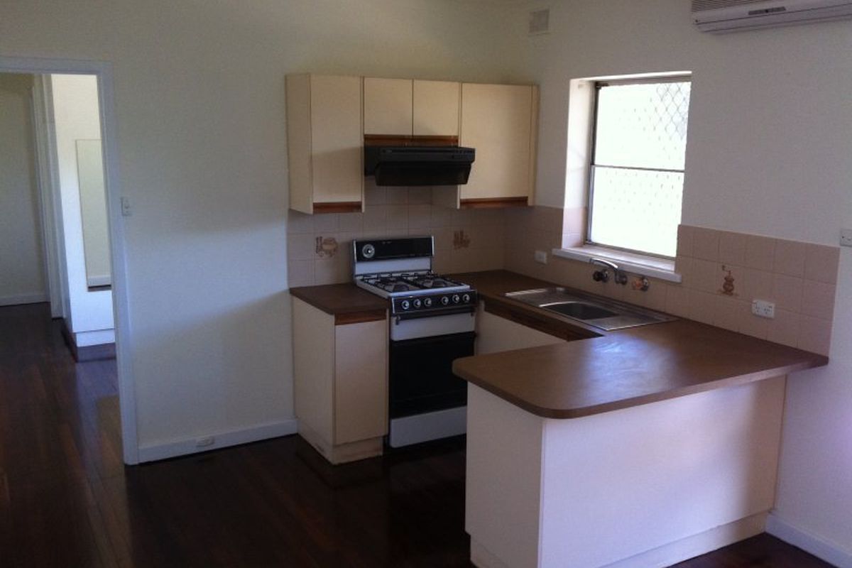 2 / 2A Howard Street, Underdale