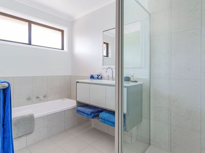 Unit 2 / 14 Jeffrey Avenue, Flora Hill