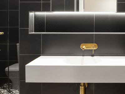 404 / 15 Priory Street, Indooroopilly