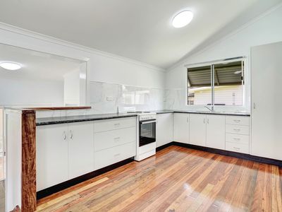 27 Meyer Ave, Wangan