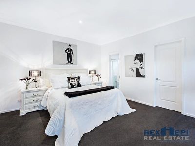 48 Mountainview Boulevard, Cranbourne North