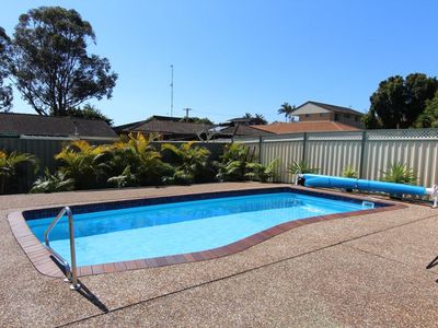 7 Well Street, Forster