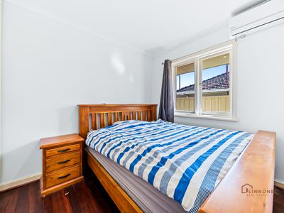 9 Stanton Road, Redcliffe