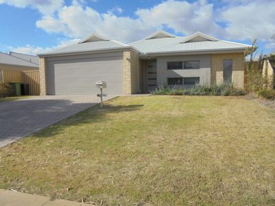 28 Padbury Road, Pinjarra
