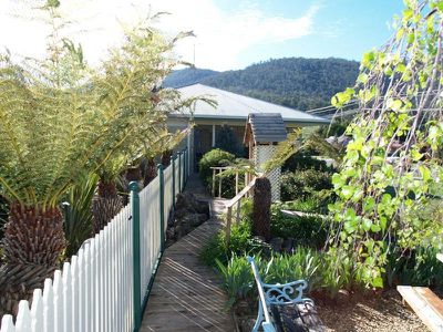8 Burwood Street, Huonville