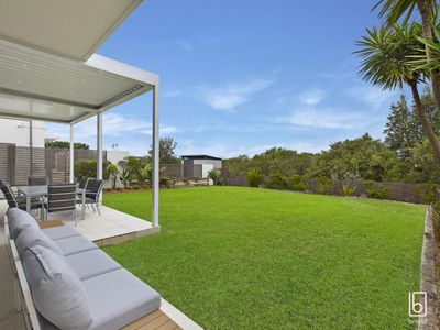 1 White Haven Avenue, Magenta