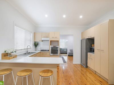 46 Mirrabooka Road, Lake Heights