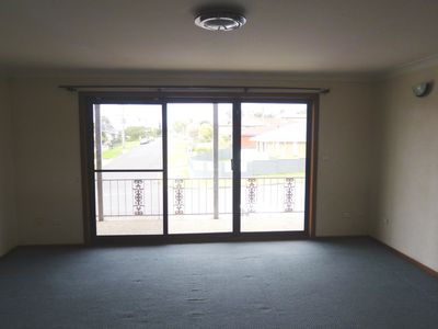 17a McKenzie Avenue, Mount Warrigal