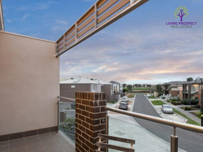 1 / 24 Findon Court, Point Cook