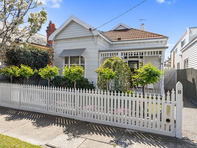 8 Collins Street, Williamstown