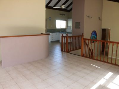 8 Kentia Court, Kawungan