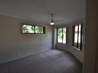 3 / 9 Pamela Place, Kenmore Hills