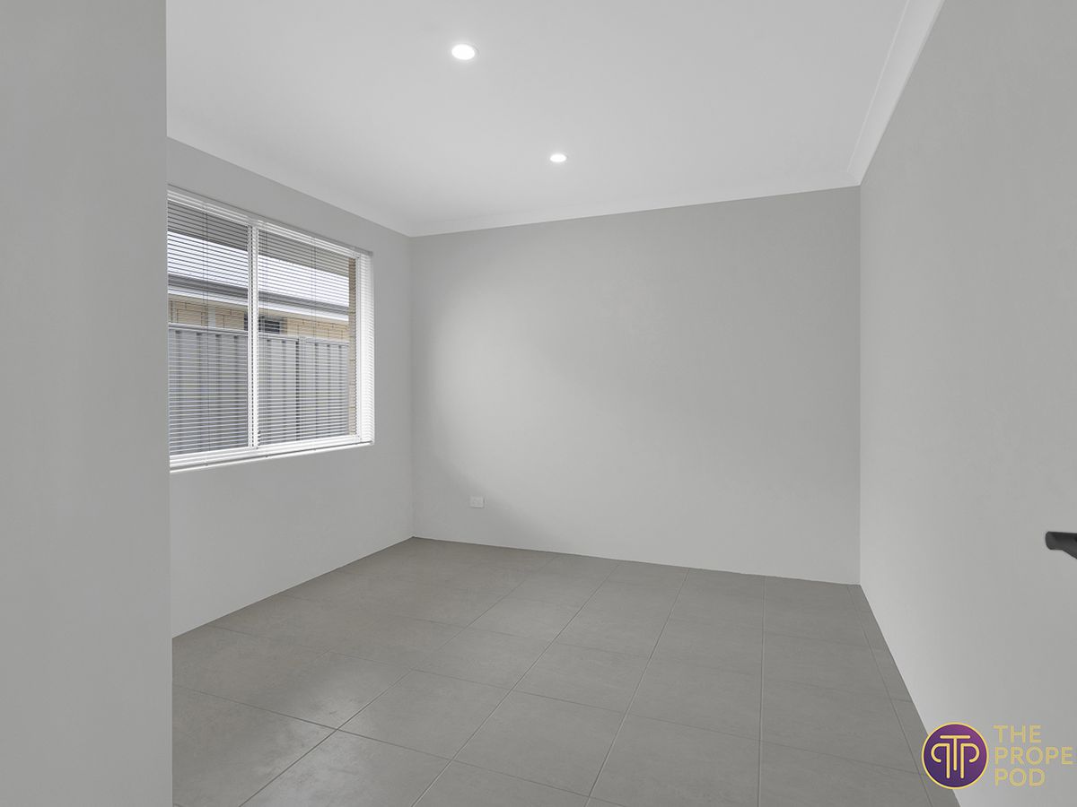 28 Hackney Loop, Byford