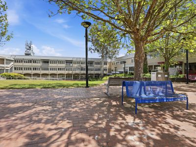 B3 / 75 Newnham Drive, Newnham