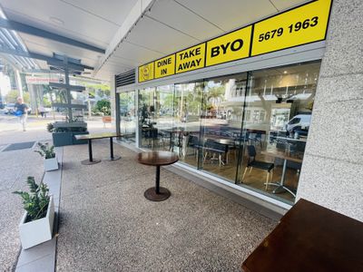 417 & 418 / 1 Como Cres, Southport