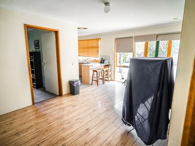 10 CLAREY AVENUE, Seymour