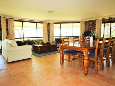 587 White Rock  Rd, White Rock
