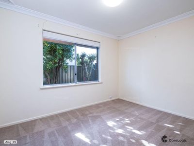 2 Fenton Way, Hillarys
