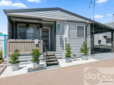 161 / 2 Mulloway Road, Chain Valley Bay