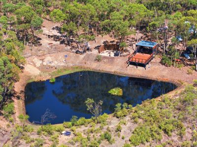 15 Moulton Court, Northwood