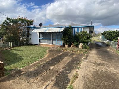 66 /  68, 70 Kingaroy Street, Kingaroy