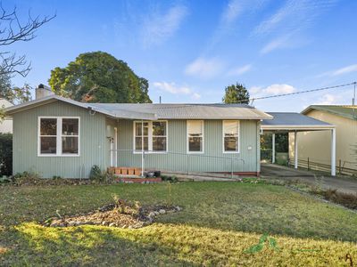 57 Freeburgh Avenue, Mount Beauty