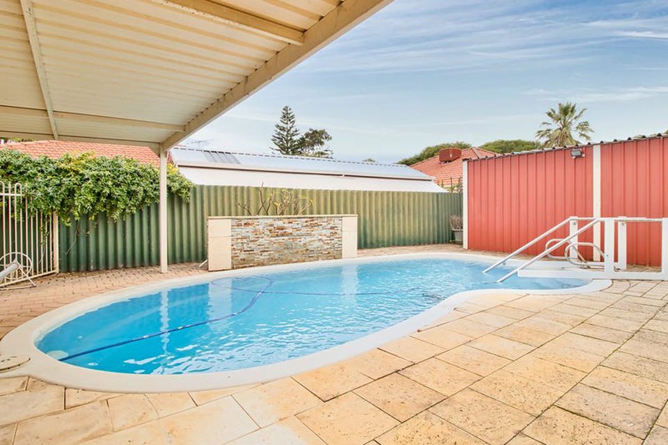 12 Grenada Place , Safety Bay