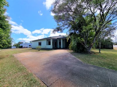 4 Wisteria Street, Atherton