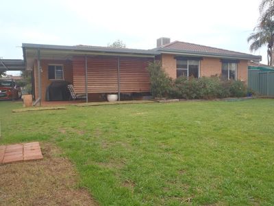 4 Maple Court, Dubbo