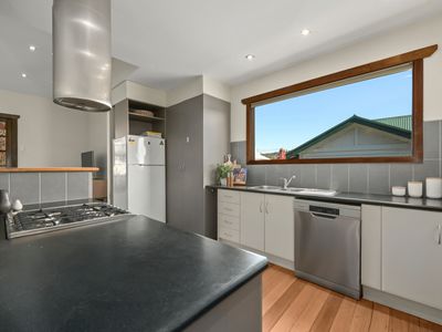 6 Gee Street, South Launceston