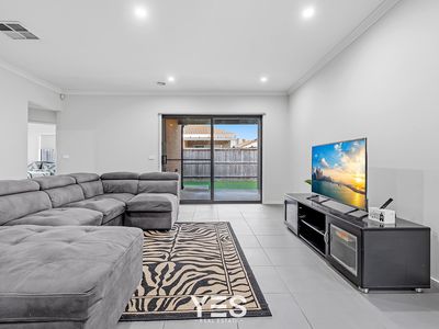 18 Sutil Drive, Clyde North