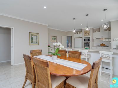 9 Topmast Brace, Alkimos