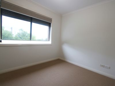 5 Normanton Place, Berwick