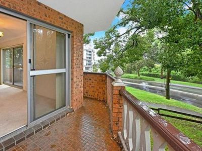 2 / 1 Firth Street, Arncliffe