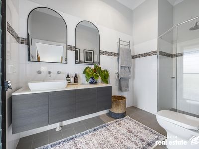 248 Hewens Road, Brombin